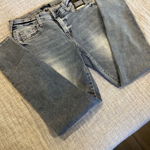 NWT True Religion Jeans - Picture 6 of 6